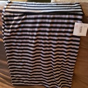 NWT LuLaRoe 3X Cassie Pencil skirt-black and heathered gray stripe